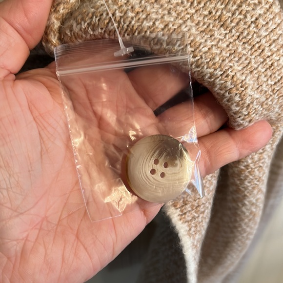 Carly Jean - size M long soft long sweater. NNT colors cream & soft sand - Picture 11 of 12